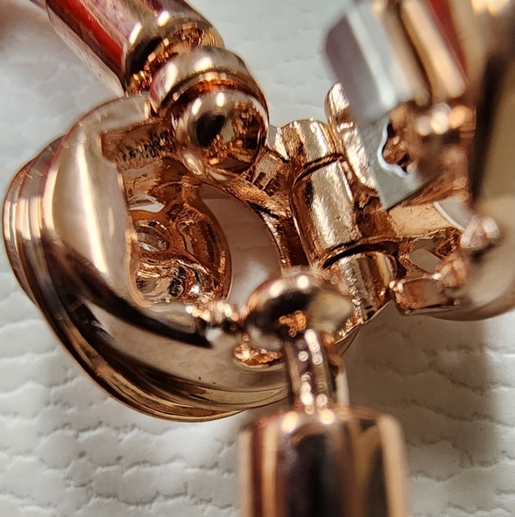 Pandora Moments Encircled Clasp Bangle - Picture 7 of 12